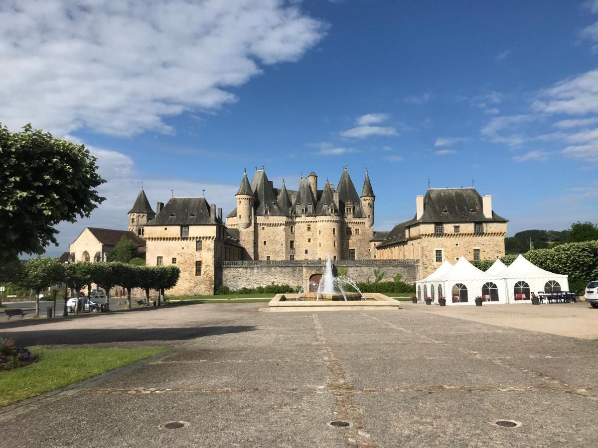 Town House Jumilhac-Le-Grand Jumilhac-le-Grand Exterior foto