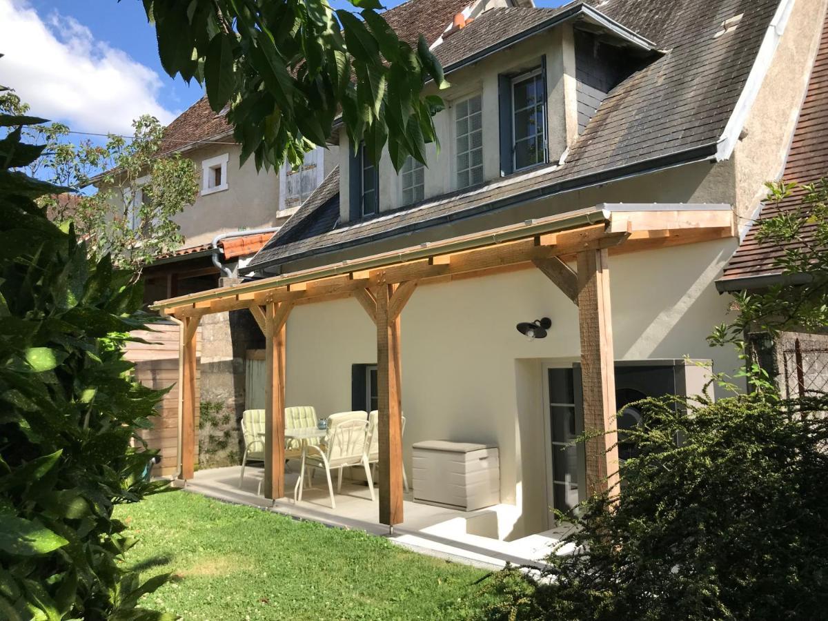 Town House Jumilhac-Le-Grand Jumilhac-le-Grand Exterior foto