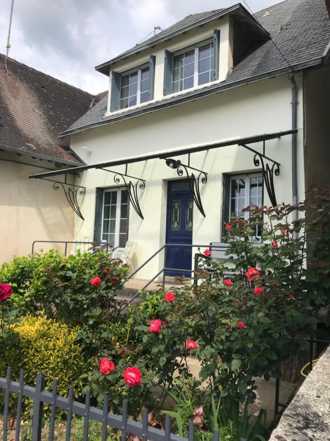 Town House Jumilhac-Le-Grand Jumilhac-le-Grand Exterior foto